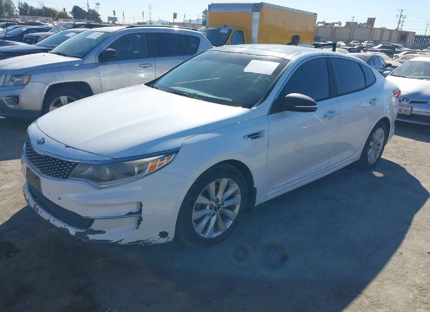 Photo 2 of 2016 Kia Optima EX (VIN 5XXGU4L36GG032444)