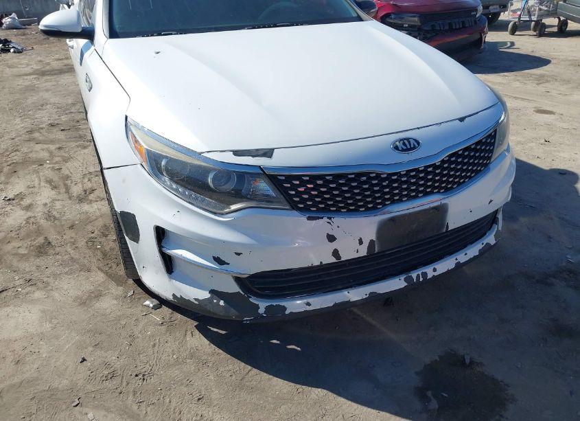 Photo 6 of 2016 Kia Optima EX (VIN 5XXGU4L36GG032444)