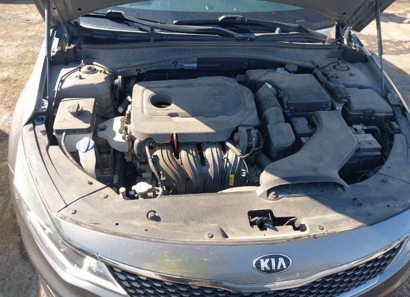 Photo 10 of 2016 Kia Optima EX (VIN 5XXGU4L36GG034954)