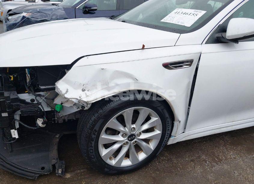Photo 18 of 2016 Kia Optima EX (VIN 5XXGU4L36GG044156)