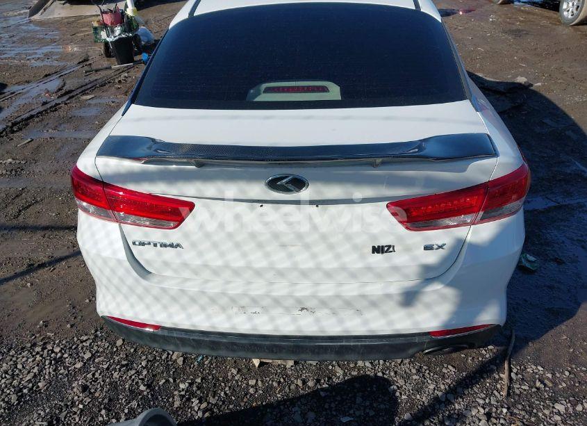 Photo 17 of 2016 Kia Optima EX (VIN 5XXGU4L36GG044173)