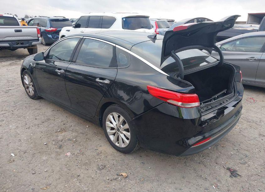 Photo 3 of 2016 Kia Optima EX (VIN 5XXGU4L36GG065976)