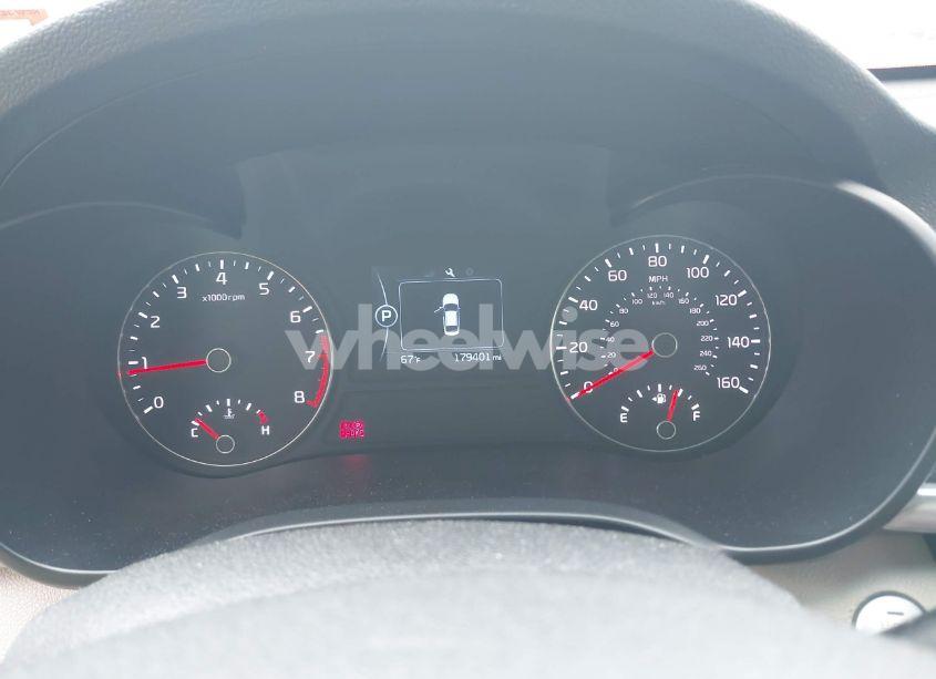 Photo 7 of 2016 Kia Optima EX (VIN 5XXGU4L36GG080140)