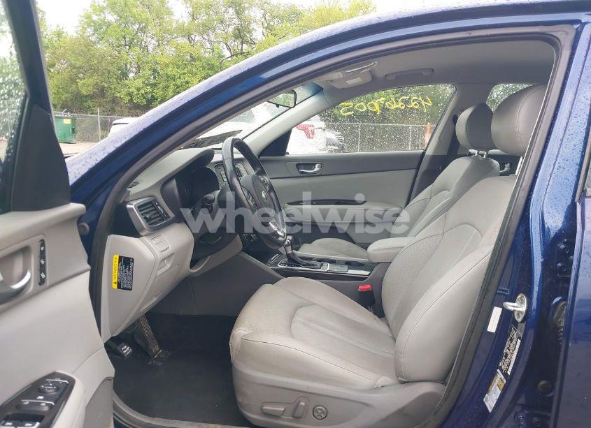 Photo 5 of 2016 Kia Optima EX (VIN 5XXGU4L36GG089906)