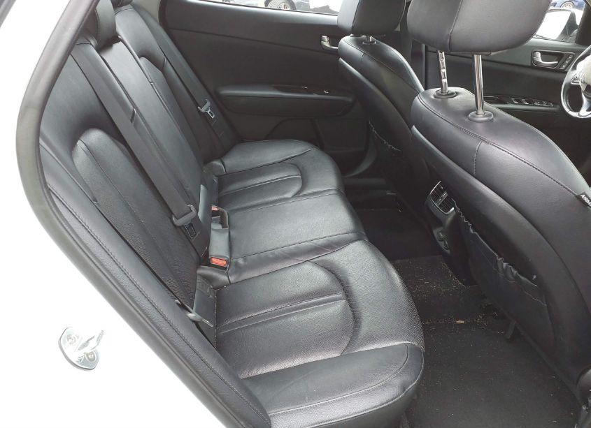 Photo 8 of 2016 Kia Optima EX (VIN 5XXGU4L36GG094801)