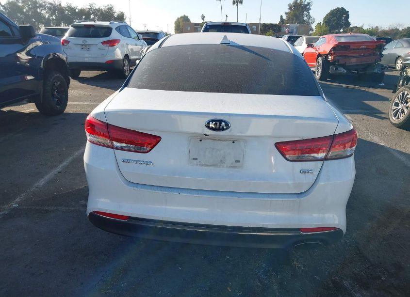 Photo 16 of 2016 Kia Optima EX (VIN 5XXGU4L36GG121186)