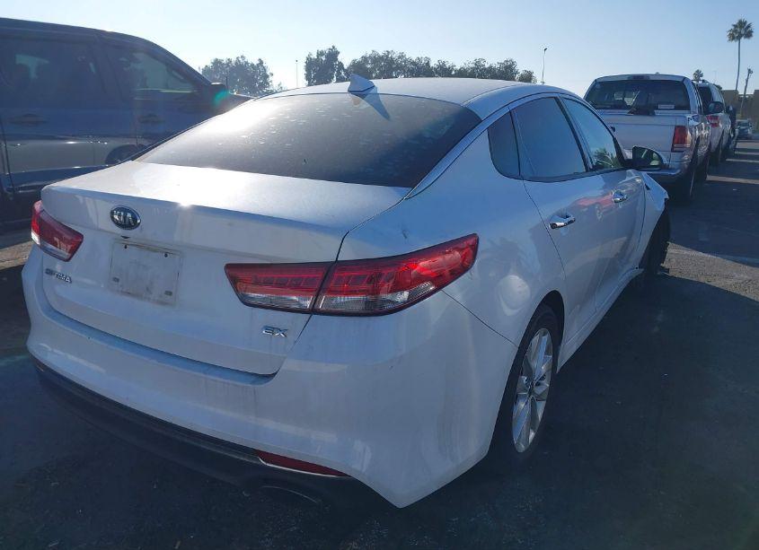 Photo 4 of 2016 Kia Optima EX (VIN 5XXGU4L36GG121186)
