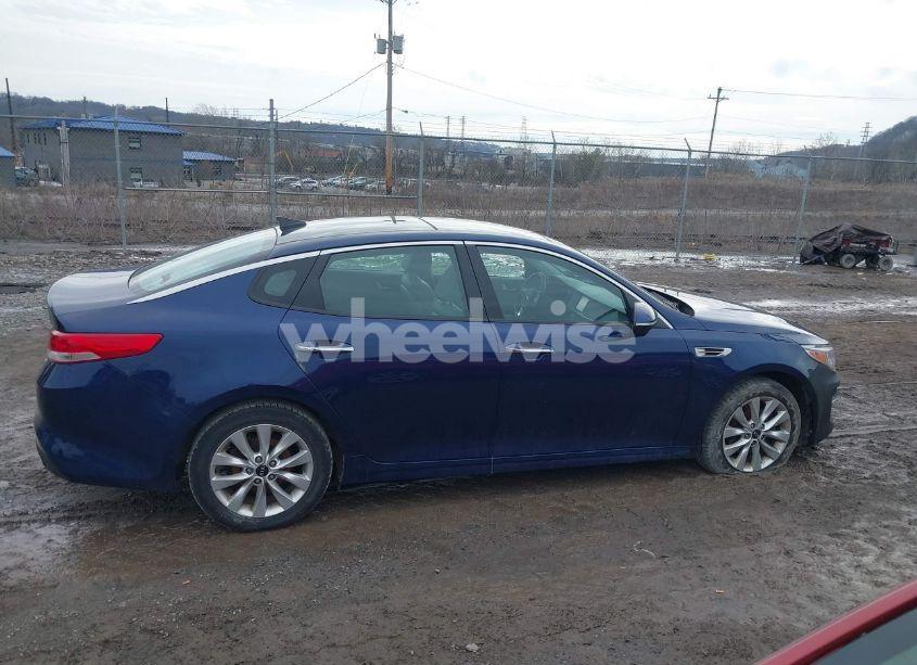 Photo 13 of 2018 Kia Optima EX (VIN 5XXGU4L36JG230318)