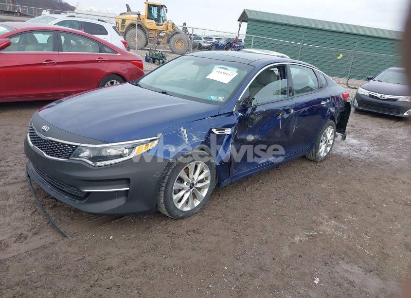 Photo 2 of 2018 Kia Optima EX (VIN 5XXGU4L36JG230318)