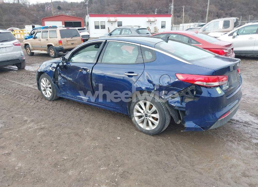Photo 3 of 2018 Kia Optima EX (VIN 5XXGU4L36JG230318)