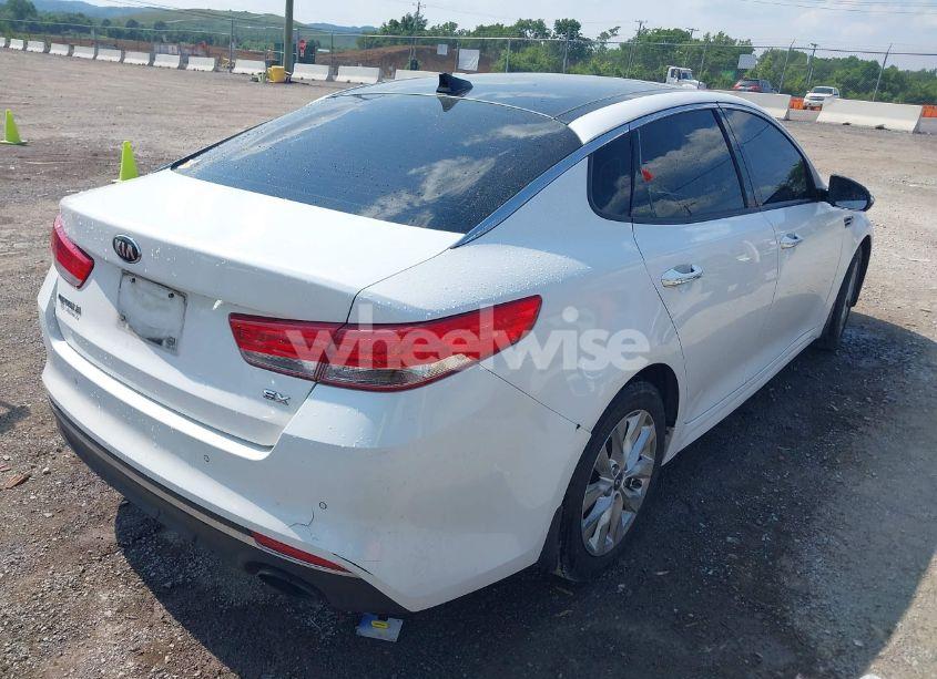 Photo 4 of 2018 Kia Optima EX (VIN 5XXGU4L36JG238113)