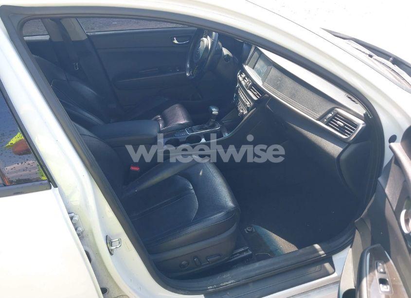 Photo 5 of 2018 Kia Optima EX (VIN 5XXGU4L36JG238113)