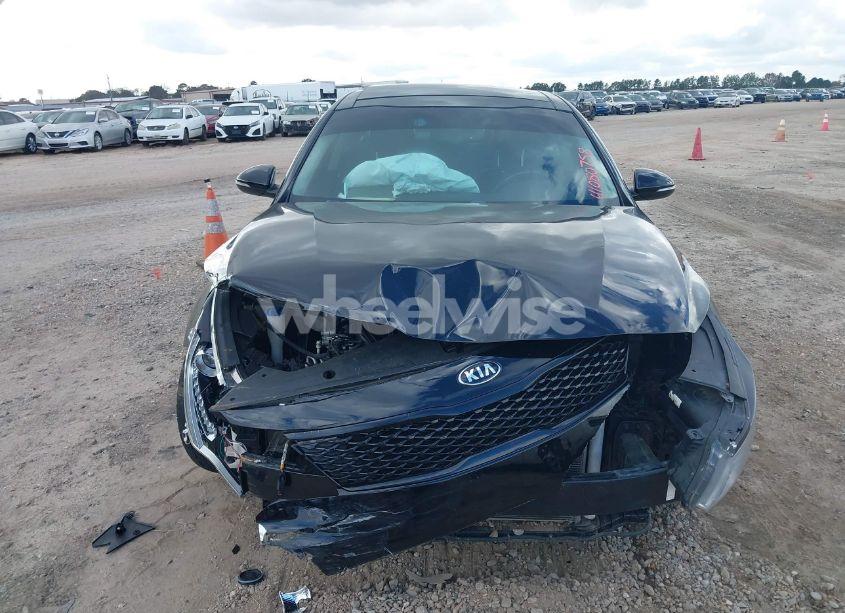 Photo 12 of 2016 Kia Optima EX (VIN 5XXGU4L37GG013305)