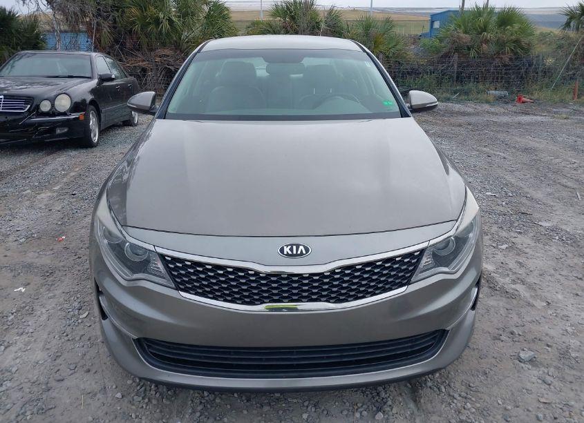 Photo 12 of 2016 Kia Optima EX (VIN 5XXGU4L37GG020934)