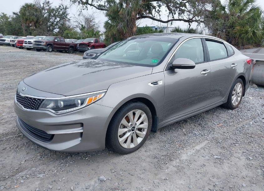 Photo 2 of 2016 Kia Optima EX (VIN 5XXGU4L37GG020934)