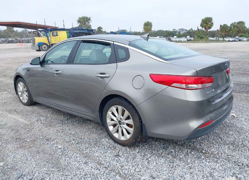 Photo 3 of 2016 Kia Optima EX (VIN 5XXGU4L37GG020934)