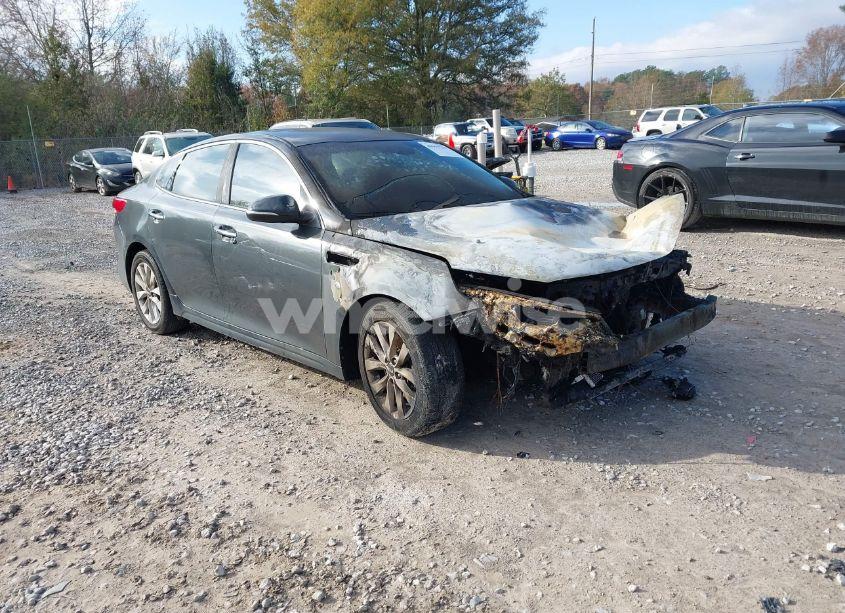 2016 Kia Optima EX (VIN 5XXGU4L37GG021307) main photo