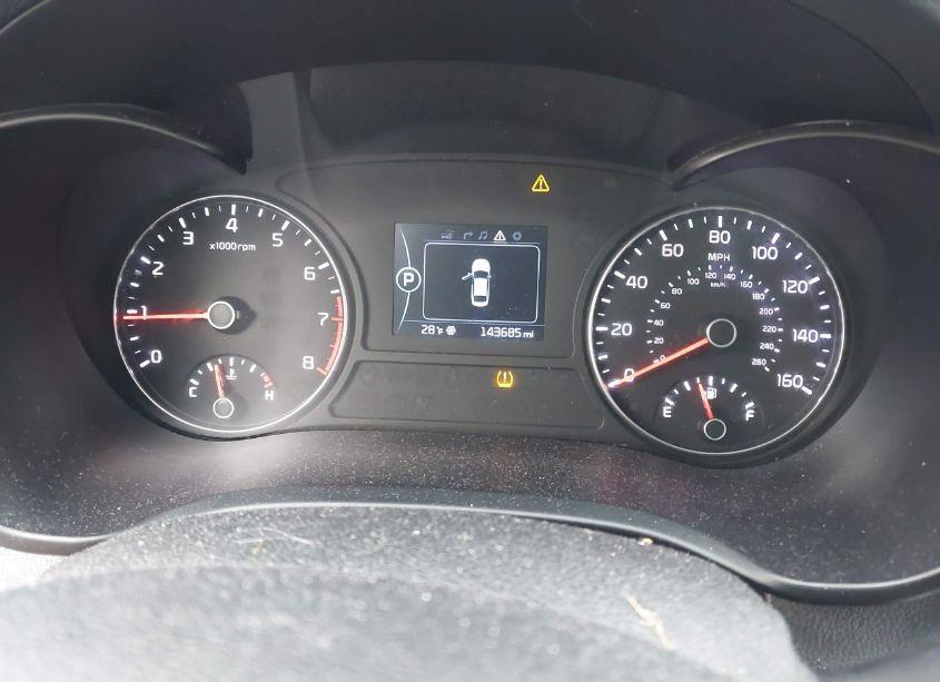 Photo 7 of 2016 Kia Optima EX (VIN 5XXGU4L37GG033330)