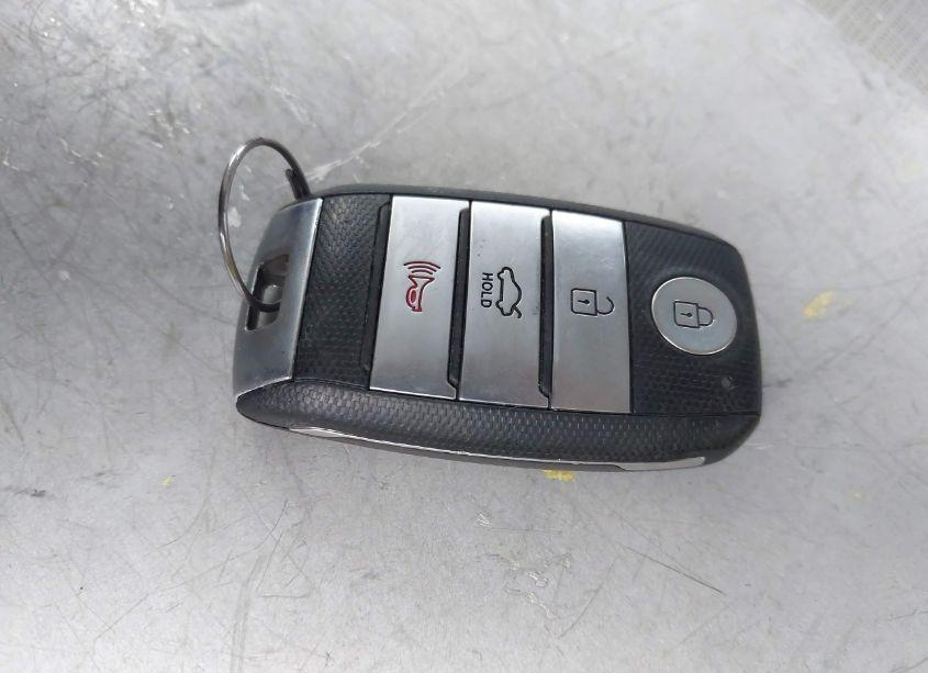 Photo 11 of 2016 Kia Optima EX (VIN 5XXGU4L37GG058678)