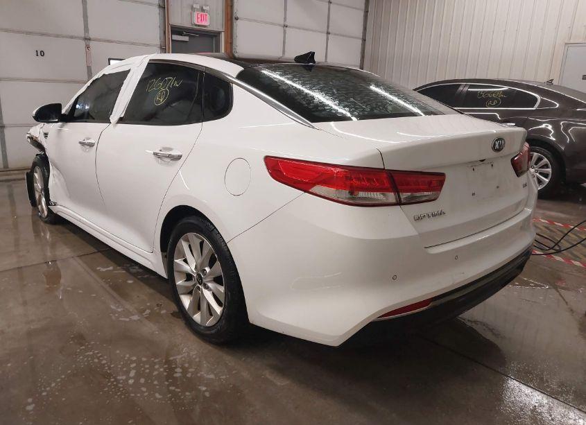 Photo 3 of 2016 Kia Optima EX (VIN 5XXGU4L37GG058678)