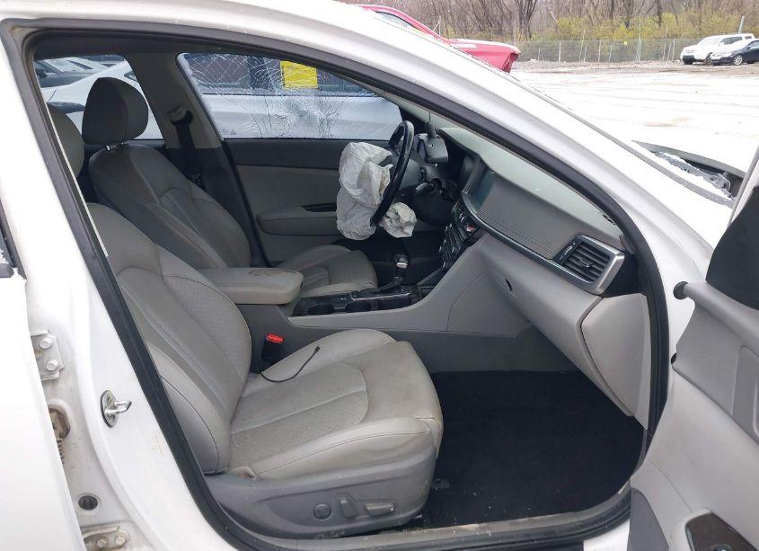 Photo 5 of 2016 Kia Optima EX (VIN 5XXGU4L37GG058678)