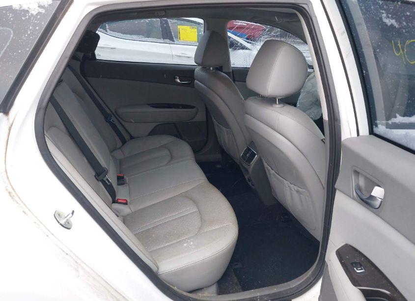 Photo 8 of 2016 Kia Optima EX (VIN 5XXGU4L37GG058678)