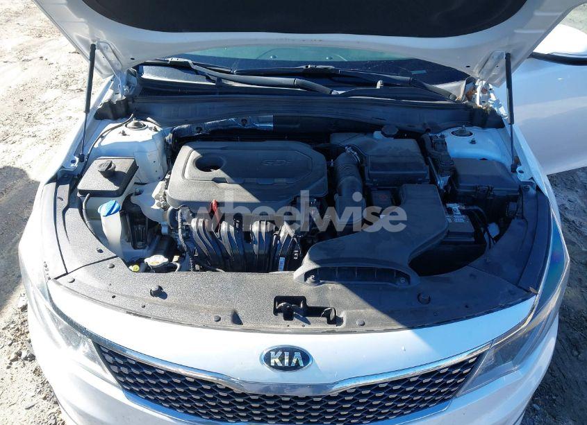 Photo 10 of 2016 Kia Optima EX (VIN 5XXGU4L37GG062651)