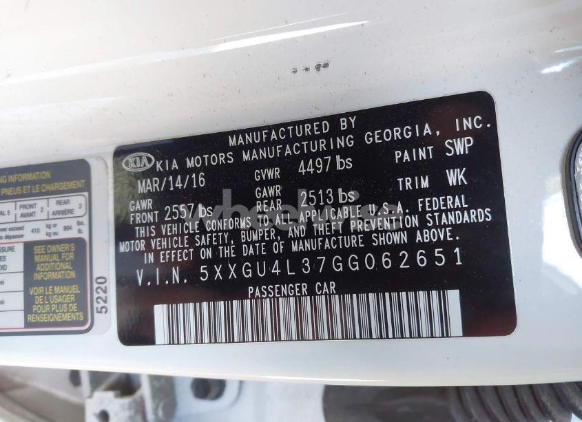 Photo 9 of 2016 Kia Optima EX (VIN 5XXGU4L37GG062651)