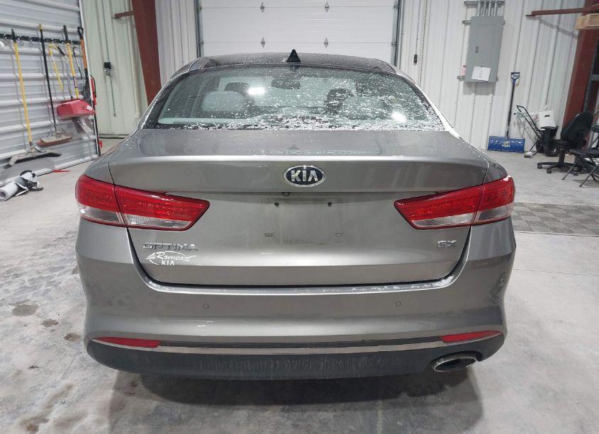 Photo 17 of 2016 Kia Optima EX (VIN 5XXGU4L37GG089655)