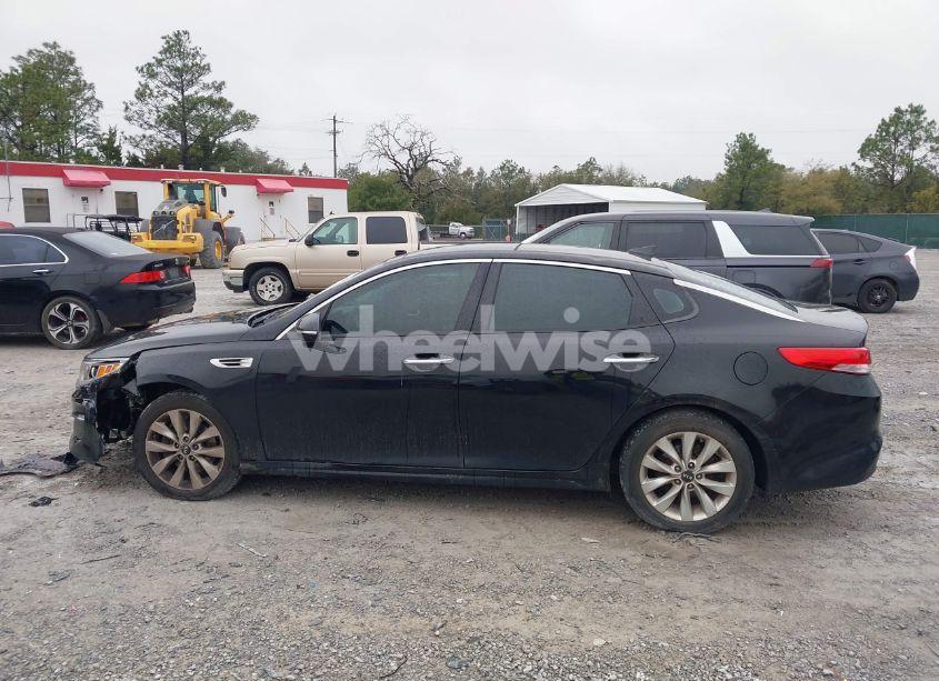 Photo 14 of 2016 Kia Optima EX (VIN 5XXGU4L37GG112562)