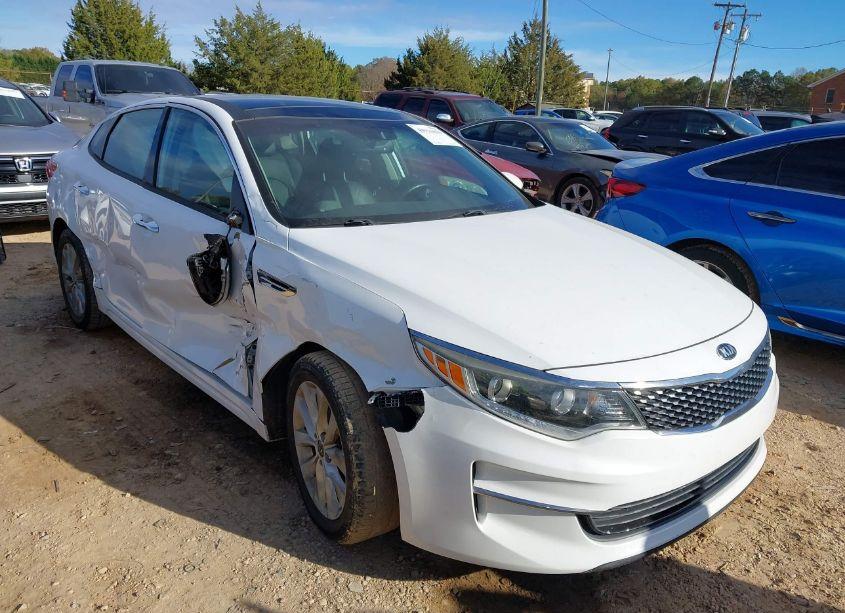2017 Kia Optima EX (VIN 5XXGU4L37HG126883) main photo