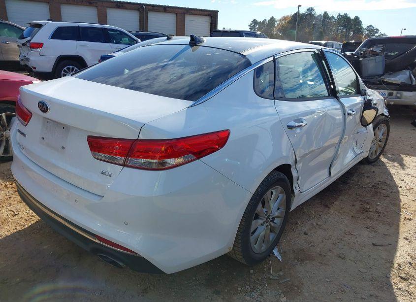 Photo 4 of 2017 Kia Optima EX (VIN 5XXGU4L37HG126883)