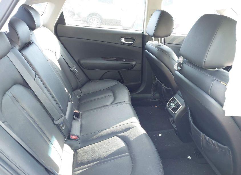 Photo 8 of 2017 Kia Optima EX (VIN 5XXGU4L37HG126883)