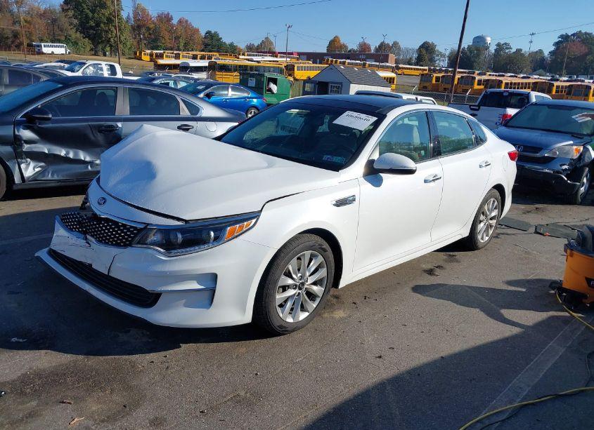 Photo 2 of 2017 Kia Optima EX (VIN 5XXGU4L37HG136622)