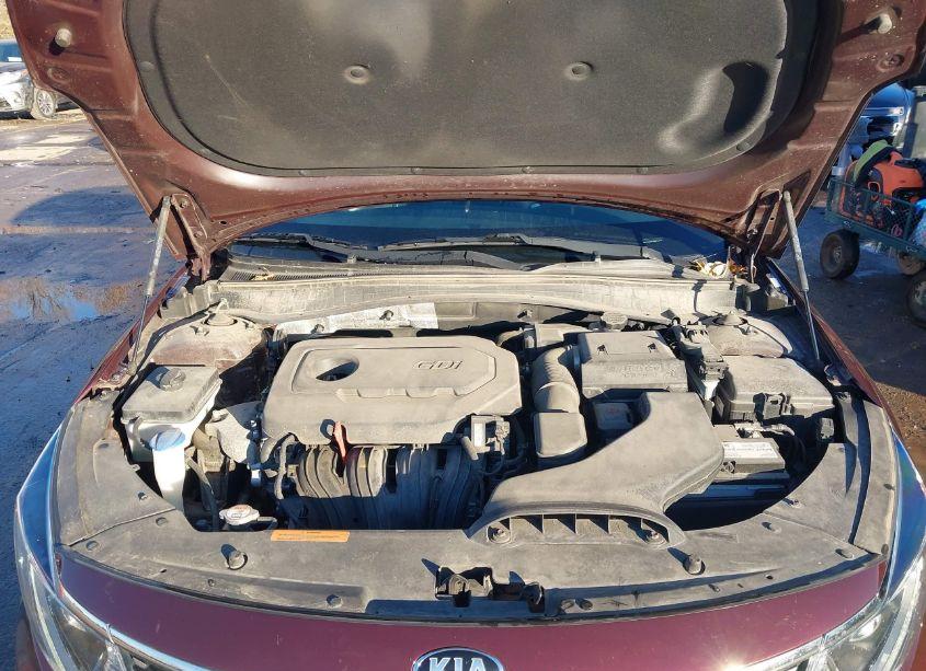 Photo 10 of 2017 Kia Optima EX (VIN 5XXGU4L37HG144722)