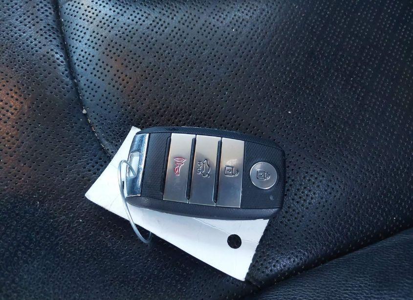 Photo 11 of 2017 Kia Optima EX (VIN 5XXGU4L37HG144722)