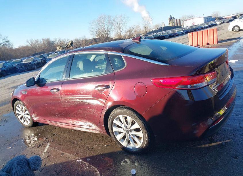 Photo 14 of 2017 Kia Optima EX (VIN 5XXGU4L37HG144722)