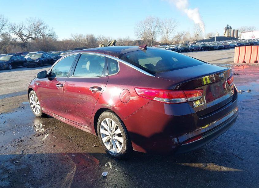 Photo 3 of 2017 Kia Optima EX (VIN 5XXGU4L37HG144722)