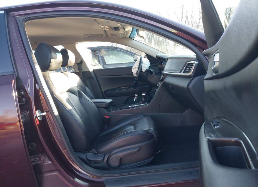 Photo 5 of 2017 Kia Optima EX (VIN 5XXGU4L37HG144722)