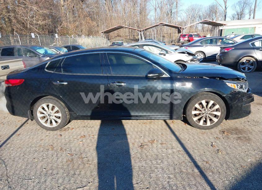 Photo 13 of 2017 Kia Optima EX (VIN 5XXGU4L37HG153050)