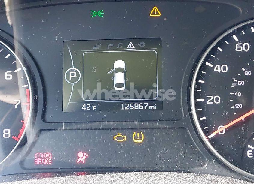Photo 15 of 2017 Kia Optima EX (VIN 5XXGU4L37HG159530)