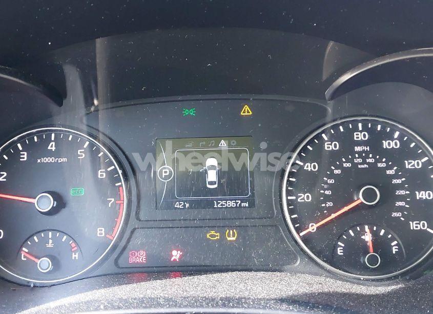 Photo 7 of 2017 Kia Optima EX (VIN 5XXGU4L37HG159530)