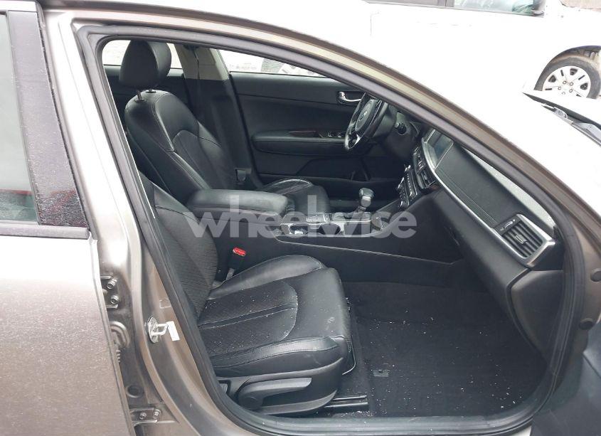 Photo 5 of 2017 Kia Optima EX (VIN 5XXGU4L37HG161049)