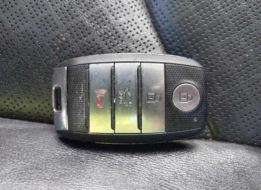 Photo 11 of 2017 Kia Optima EX (VIN 5XXGU4L37HG172035)