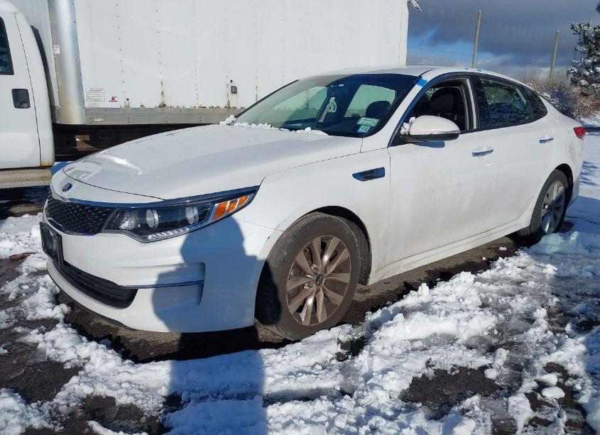 Photo 2 of 2017 Kia Optima EX (VIN 5XXGU4L37HG172035)