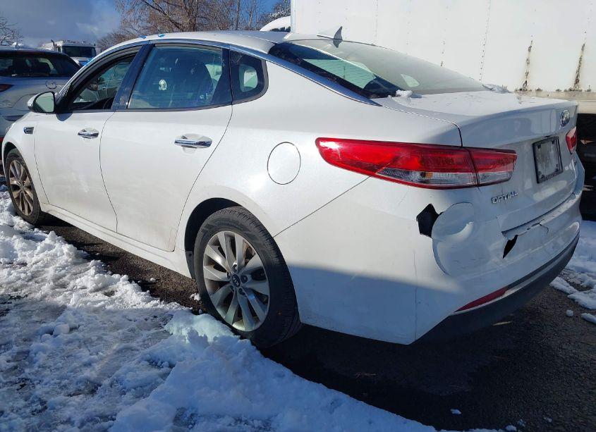 Photo 3 of 2017 Kia Optima EX (VIN 5XXGU4L37HG172035)