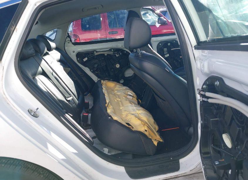 Photo 8 of 2017 Kia Optima EX (VIN 5XXGU4L37HG172035)