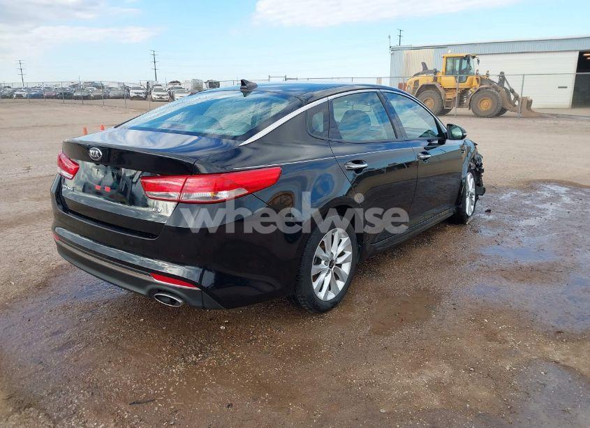Photo 4 of 2018 Kia Optima EX (VIN 5XXGU4L37JG196535)