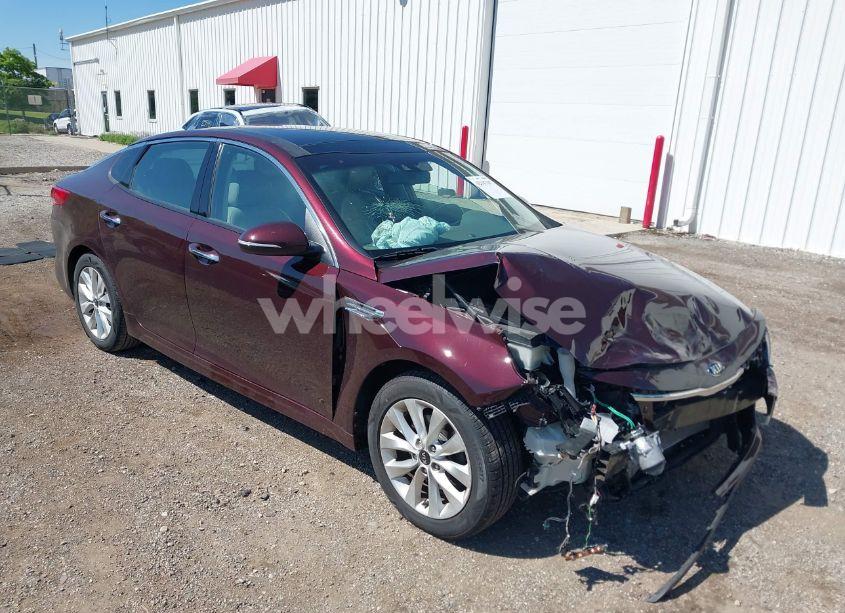 2016 Kia Optima EX (VIN 5XXGU4L38GG005052) main photo
