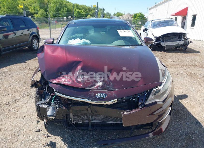 Photo 12 of 2016 Kia Optima EX (VIN 5XXGU4L38GG005052)